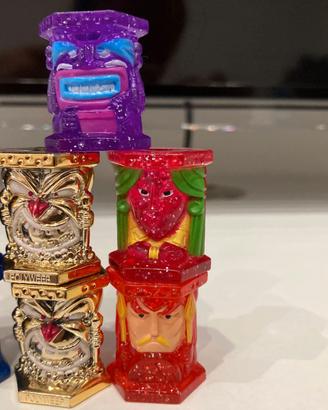 Lotto 33 Abatons Totally Totems Panini + Scatola