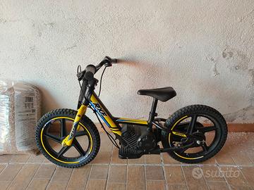 Bici Rxf elettrica da 16 quasi nuova