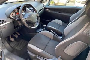 auto peugeot 