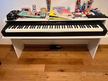 Pianoforte elettronico Roland FP-50