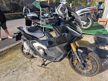 HONDA X-ADV 750 ANNO 2025