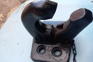 Gancio per veicoli industriali