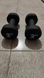 2 Manubri da 3kg