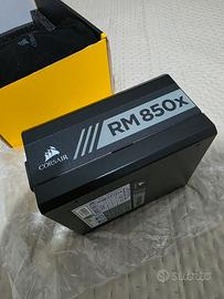 Corsair RM850x interamente modulare 