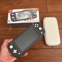 Nintendo Switch Lite completo + Pokemon + Custodia