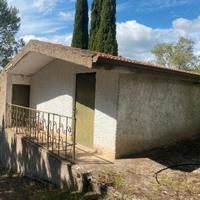 Terreno con rustico in Marmilla