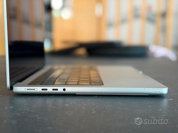 Mac book Pro 2021 14”