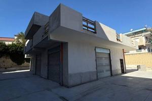 Immobile di 580 m² a Melito di Napoli