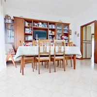 Trilocale con doppio balcone