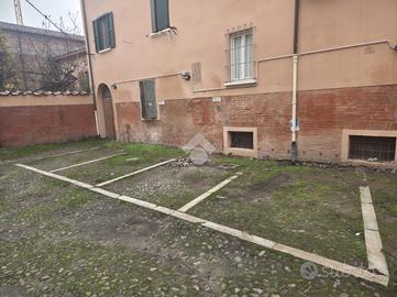 POSTO AUTO A SAN GIOVANNI IN PERSICETO