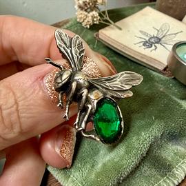 Antica spilla placcata argento ape liberty