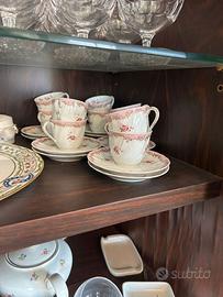 set di tazze da tè vintage in porcellana