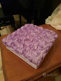 Scatola lilla con roselline in stoffa 