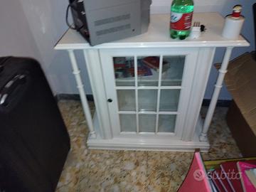 mobile in legno 