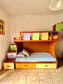 Letto a castello + scrivania