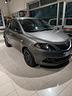ypsilon-gold-5-posti