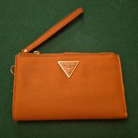 Portafoglio Guess originale,condizioni perfette