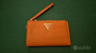 Portafoglio Guess originale,condizioni perfette