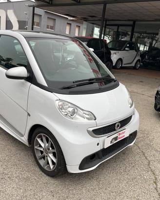 Smart ForTwo 1000 52 kW MHD coupé passion
