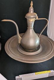 Caraffa per tè con bruciatore a carbone inferiore