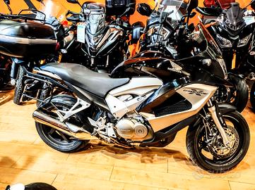 Honda CrossRunner VFR 800 - Garantita e Finanziabi