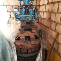 torchio  idraulico manuale 