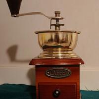 Macinino Vintage  per caffè pepe ed altre spezie 