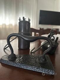 oggetti antichi in ferro battuto da collezione