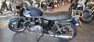 Triumph Bonneville 800 SE