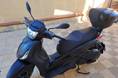 Piaggio Beverly 300 deep black