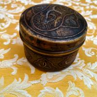 scatola antica in ottone 