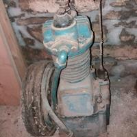 VECCHIO COMPRESSORE AD ARIA