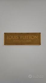 targa in ottone Louis Vuitton