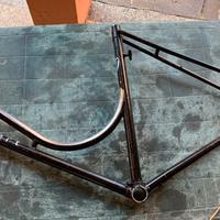 Telaio e carter di bici freni a bacchetta