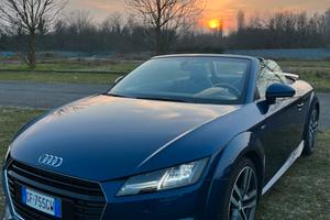 Audi TT Roadster 1.8 tfsi  Blu