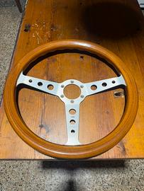 Volante in legno MOMO Indy