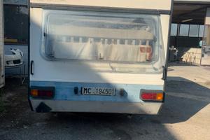caravan 4 posti