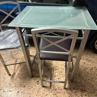 Tavolino vetro + 2 sgabelli