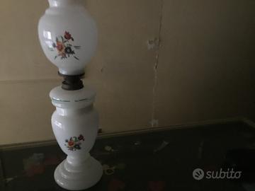 Lume a petrolio opalina bianca inizio 900