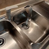 lavello in acciaio doppia vaschetta e gocciolatoio