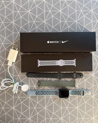 Apple Watch SE 44mm GPS Nike
