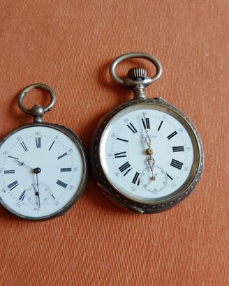 Coppia orologi vintage non funzionanti e senza 