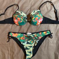 Bikini Parah
