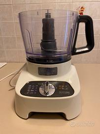 robot multifunzione