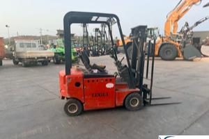 Carrello elevatore elettrico Lugli ETR 18 usato