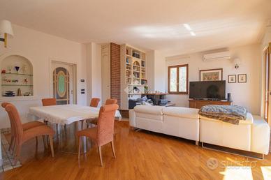 4 LOCALI A LUMEZZANE