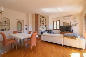 4 LOCALI A LUMEZZANE
