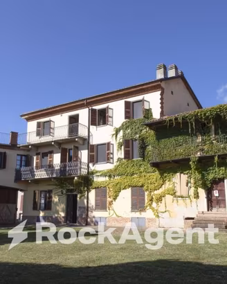 ELEGANTE CASA DI CAMPAGNA NEL MONFERRATO