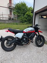 Ducati Scrambler 800 Urban Motard