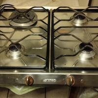 Piano cottura Smeg 4 fuochi perfette condizioni 